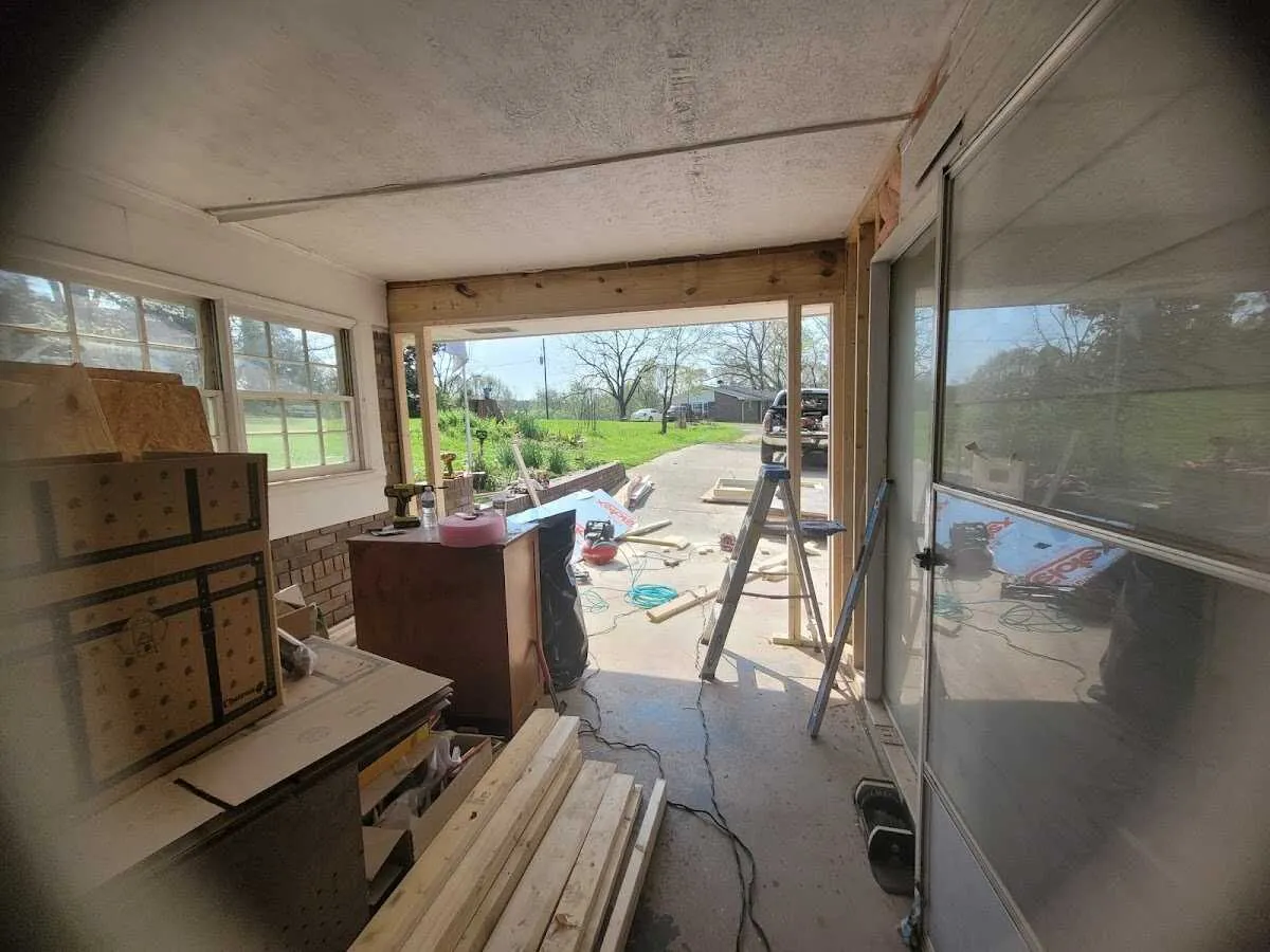 Air movers and dehumidifier for Drying & Dehumidification in Wethersfield